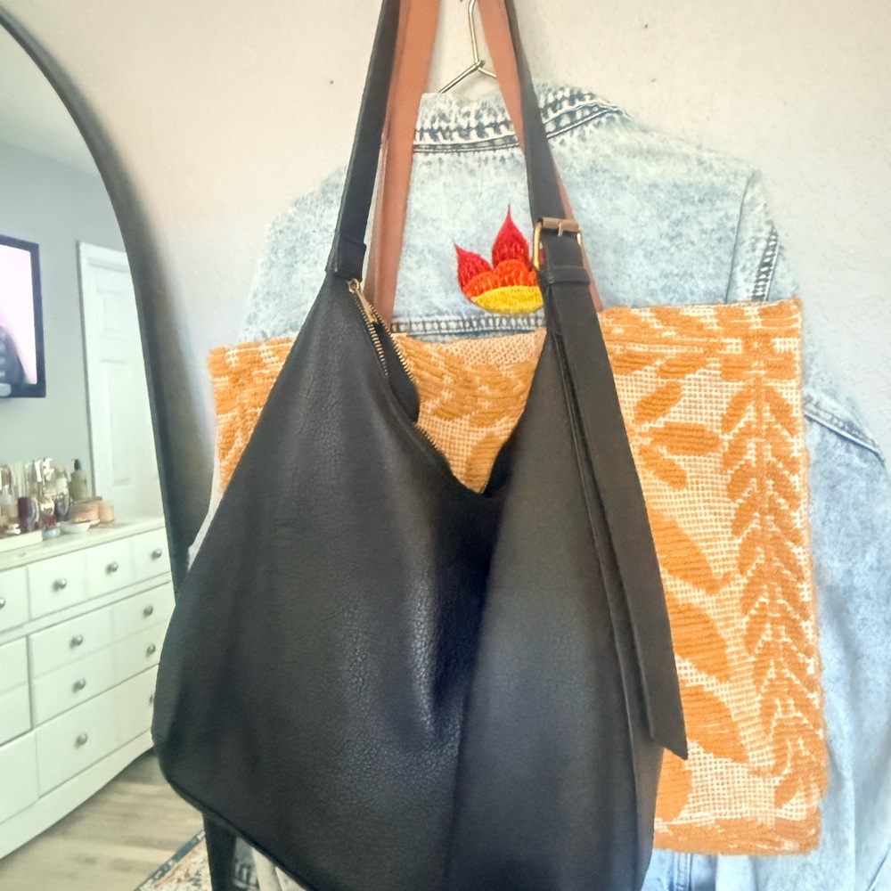 Old Navy Black Leather Shoulder Tote Bag - Women